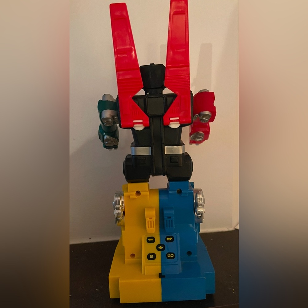 Vintage 1981 Y&K GB-36 Matchbox Voltron III DX Diecast